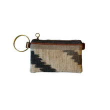 Load image into Gallery viewer, Bangle Clutch - C
