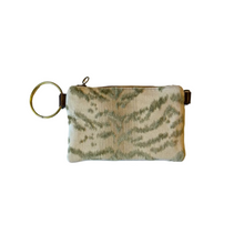Load image into Gallery viewer, Bangle Clutch - E