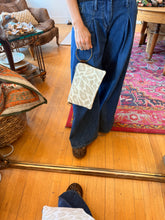 Load image into Gallery viewer, Bangle Clutch - F