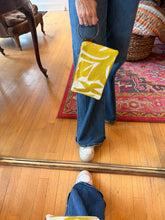 Load image into Gallery viewer, Bangle Clutch - X