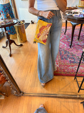 Load image into Gallery viewer, Bangle Clutch - A