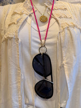 Load image into Gallery viewer, The Remnant Loop - Eyeglass necklace - PINK