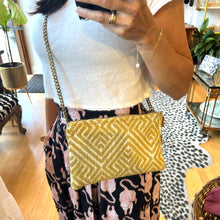 Load image into Gallery viewer, Bangle Clutch with 47 inch chain strap
