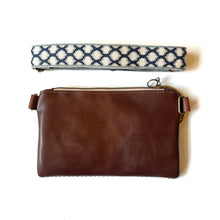 Load image into Gallery viewer, Bangle Clutch and Trim Strap - 2
