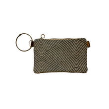 Load image into Gallery viewer, Bangle Clutch - Y
