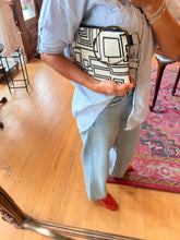 Load image into Gallery viewer, Bangle Clutch - 4
