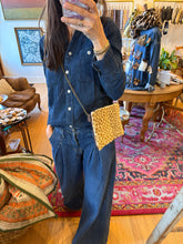 Load image into Gallery viewer, Bangle Clutch - A
