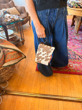 Load image into Gallery viewer, Bangle Clutch - O
