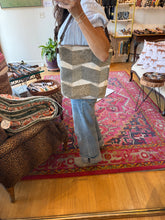 Load image into Gallery viewer, Indi Shoulder Bag - 5
