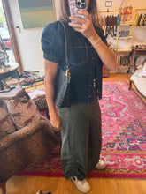 Load image into Gallery viewer, Midi - woven black leather
