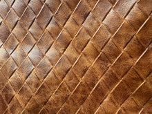 Load image into Gallery viewer, ✨PRE ORDER ✨Midi - woven brown leather
