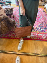 Load image into Gallery viewer, ✨PRE ORDER ✨Midi - MINI woven brown leather
