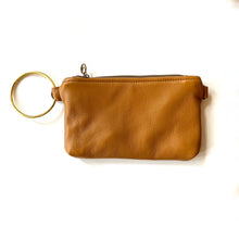 Load image into Gallery viewer, Bangle Clutch - Saddle
